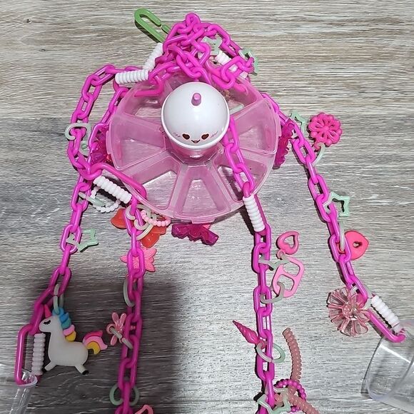 Valentines cage toy - Picture 3 of 3